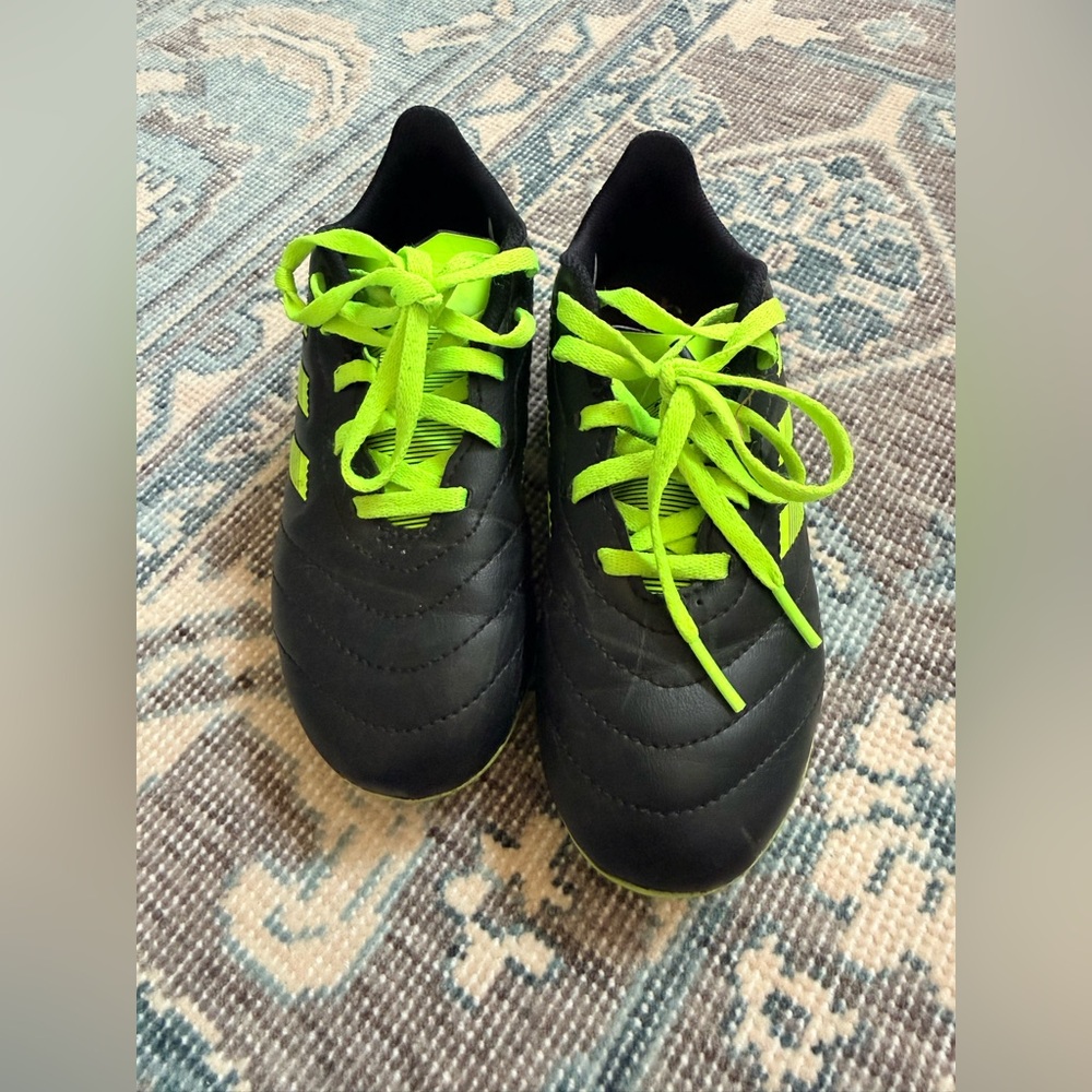 adidas Kids Black Sneakers with Neon Green Laces